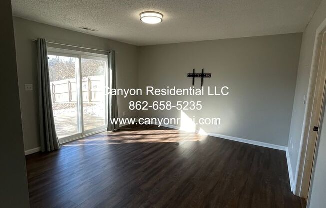 Fantastic 3BR 3BA home in Great Location!