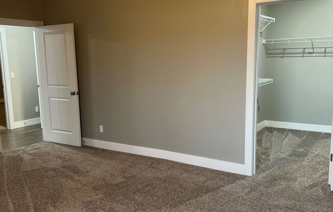 1 bed, 1 bath, 1,232 sqft, $1,750, Unit 500 South St Apt 305