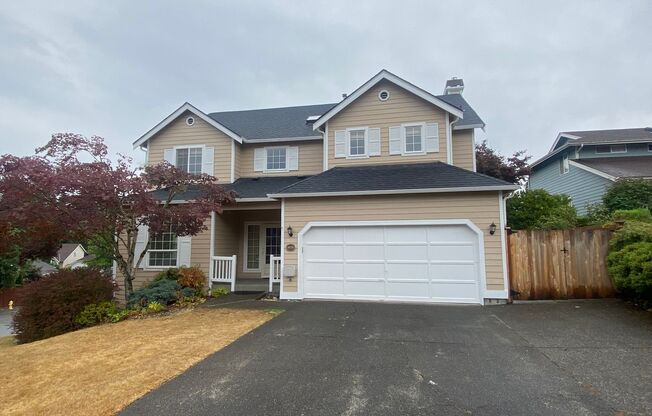 4 bedroom Federal Way home w/ AC