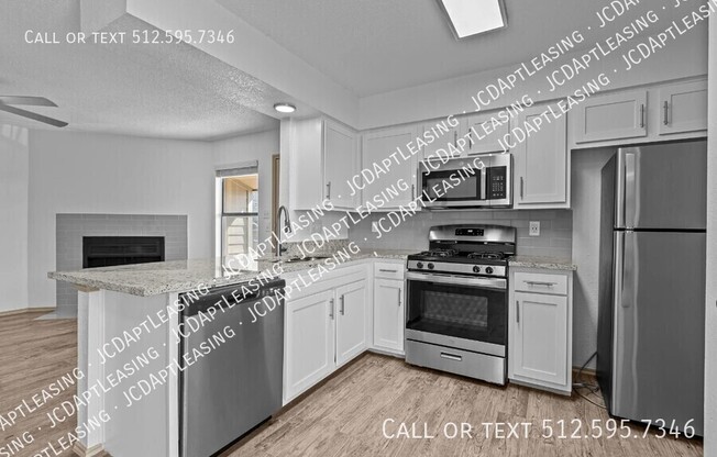 15935 FOOTHILL FARMS LOOP