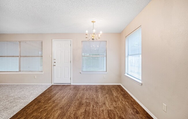3 Bedroom, 2 Bath Home in North Austin, Scofield Farms