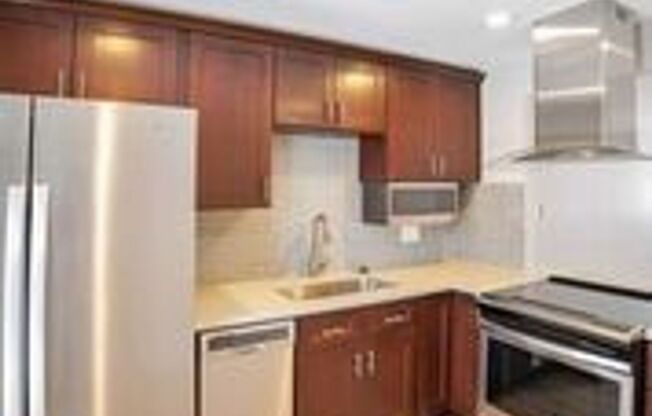 $500 off your 1st month's rent! Beautiful Casita Style 1Bed/1Bath! Stunning Renovations, Hurry wont last!