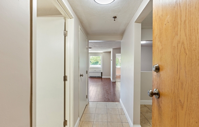 2 beds, 2 baths, 1,069 sqft, $2,700, Unit 217