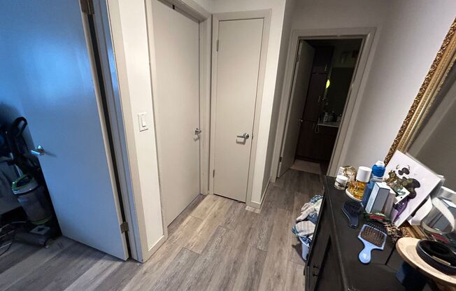 2 beds, 1 bath, $1,395, Unit 102