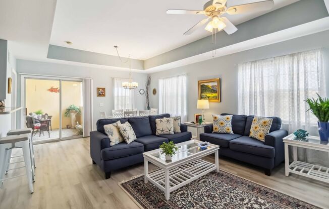 Beautiful furnished 2/2 unit becoming available now for annual rent