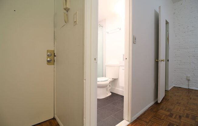 1 bed, 1 bath, $1,450, Unit #2