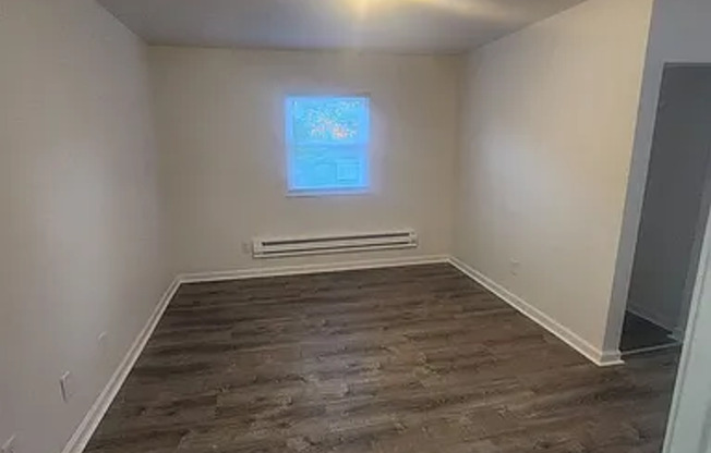 Updated 2 Bedroom Duplex Near White River and 16th Street