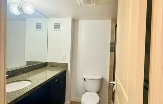 1 bed, 1 bath, $1,600, Unit # 1103