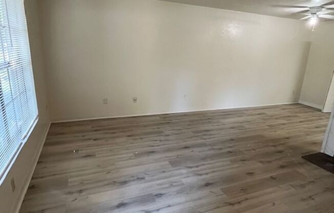 2 beds, 1 bath, $1,200