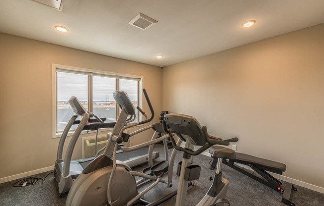 2 beds, 2 baths, 1,044 sqft, $1,355, Unit 116