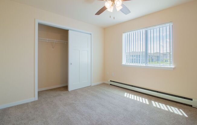 1 bed, 1 bath, 743 sqft, $1,499, Unit EC 4237-18