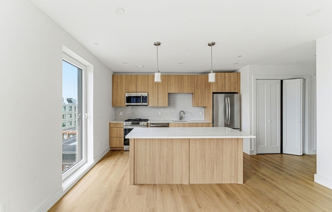 1 bed, 1 bath, 644 sqft, $3,500, Unit 603