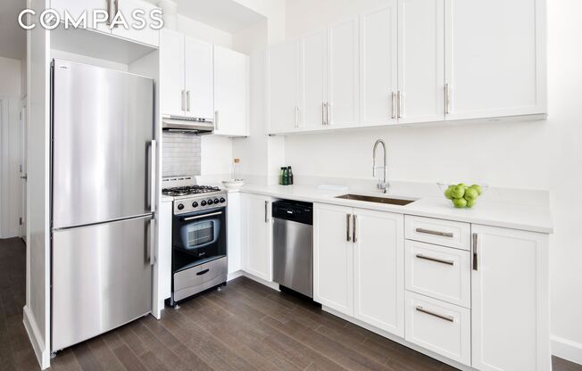 44 E AVE 5