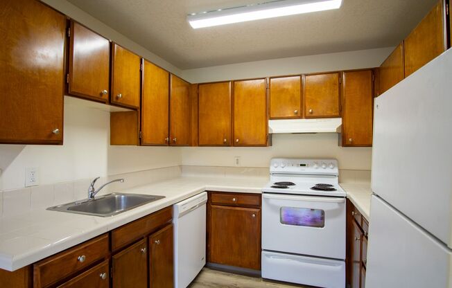 2 beds, 2 baths, $1,995, Unit 9120