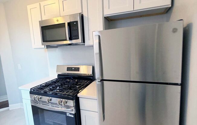 525 60th Street Apartments