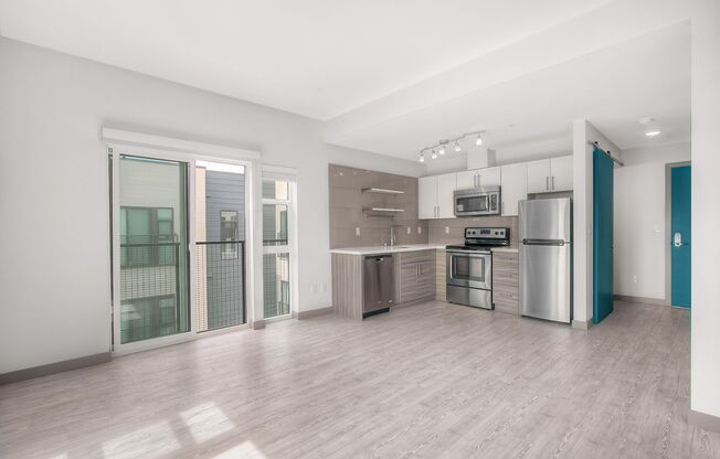 Studio, 1 bath, 365 sqft, $1,554, Unit 202