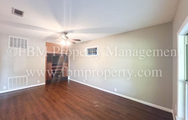 3 beds, 1.5 baths, $1,895