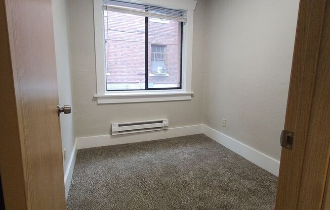 2 beds, 1 bath, 665 sqft, $1,400, Unit 309