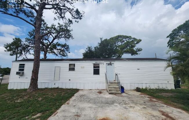 5463 MOBILAIRE DR