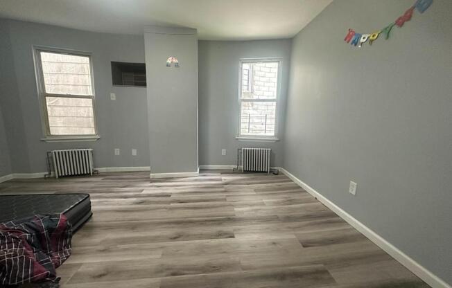 101 OAK ST
