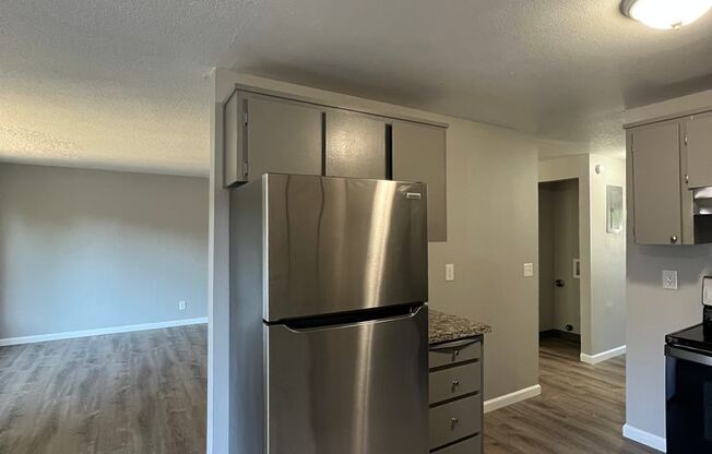 1 bed, 1 bath, 700 sqft, $1,200, Unit 205