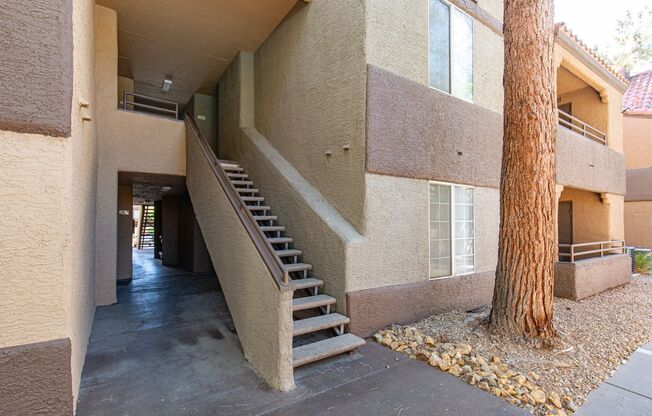 2 beds, 2 baths, $1,600, Unit # 2169