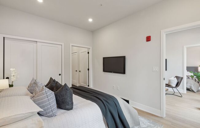 2 beds, 2 baths, 1,054 sqft, $1,925, Unit 111