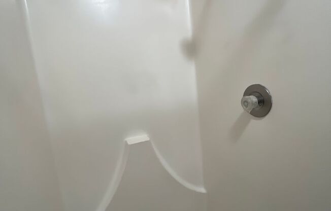 2 beds, 2 baths, 1,068 sqft, $1,299, Unit 7535-09