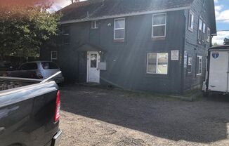1577 W 11th Alley