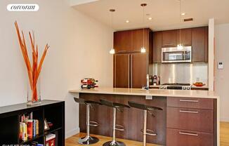 2 beds, 2 baths, 865 sqft, $3,680, Unit 2E