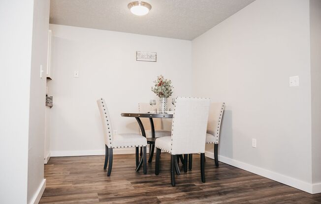 3 beds, 2 baths, 1,250 sqft, $1,695, Unit A101