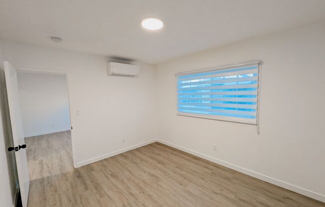 1704 1732 N SIERRA BONITA AVE