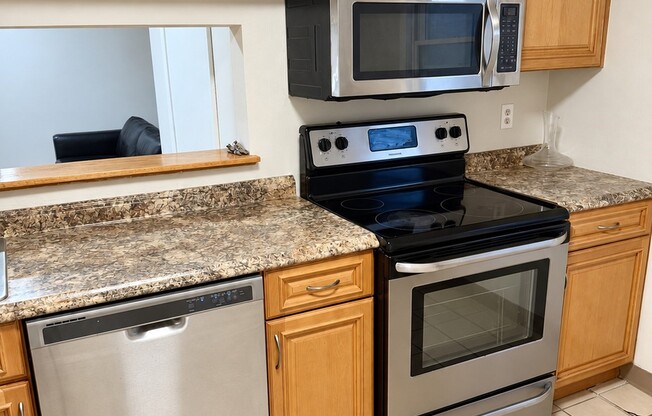 2 beds, 1 bath, 922 sqft, $2,500, Unit 3