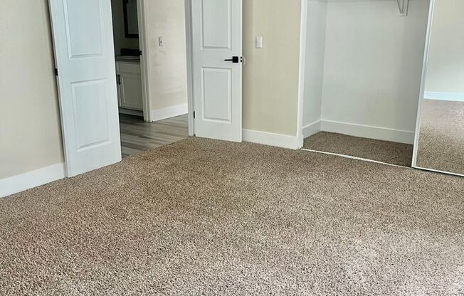 2 beds, 1 bath, 896 sqft, $1,895, Unit 001