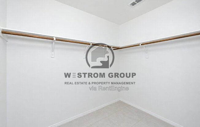 3 beds, 2 baths, 1,305 sqft, $1,945