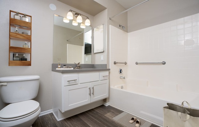 Bathroom with tub at 55+ FountainGlen Laguna Niguel