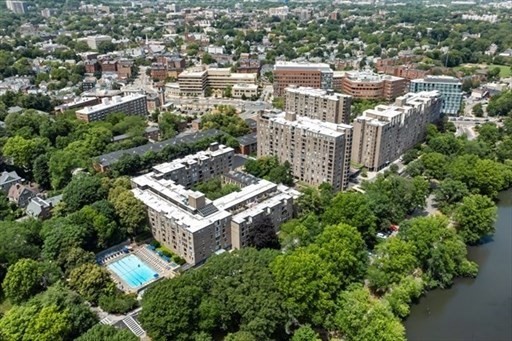 1 bed, 1 bath, 870 sqft, $2,800, Unit 307