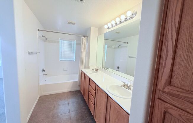 2 beds, 2 baths, $1,775