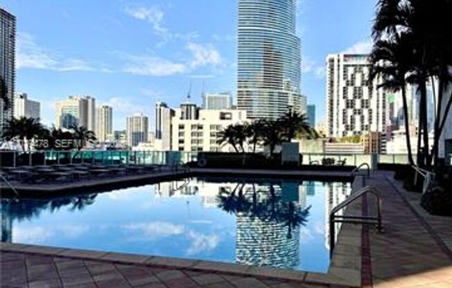 1 bed, 1.5 baths, $3,300, Unit # 2405