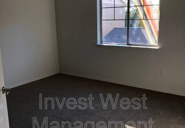 2 beds, 2 baths, 1,080 sqft, $1,795