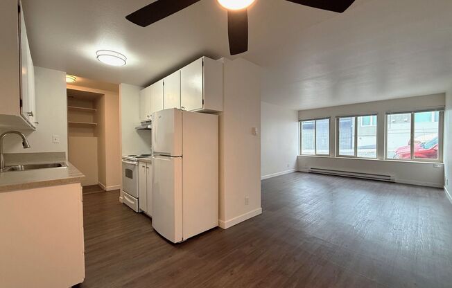 1 bed, 1 bath, 619 sqft, $1,625, Unit 105