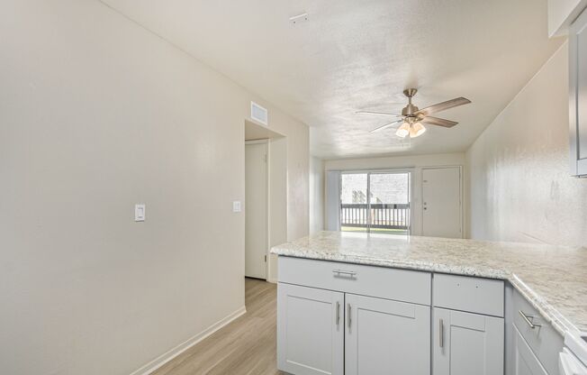 2 beds, 2 baths, 950 sqft, $1,350, Unit 118