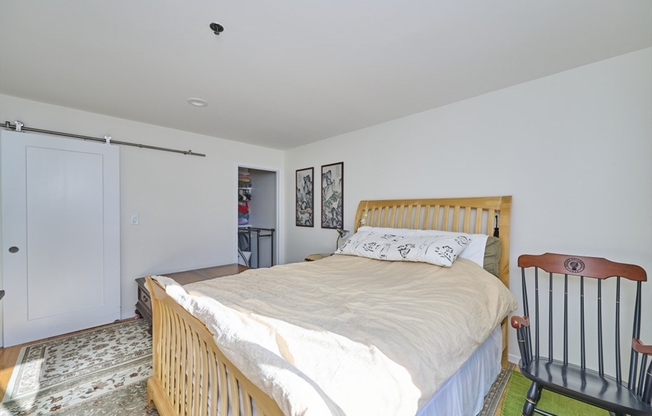 1 bed, 1 bath, 613 sqft, $2,700, Unit 2C