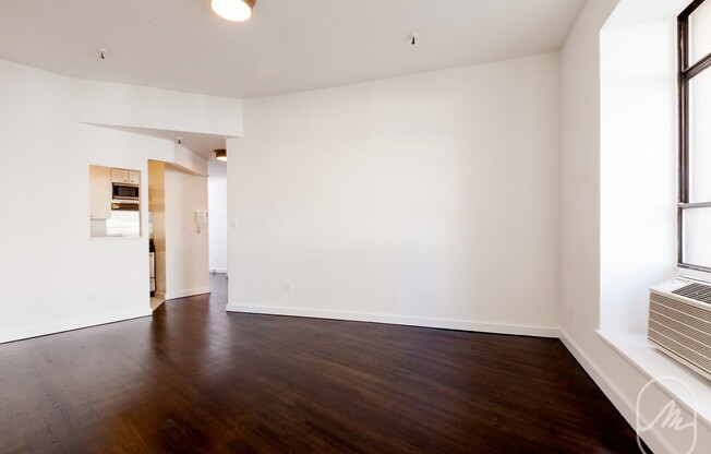 1 bed, 1 bath, $5,000, Unit 5D