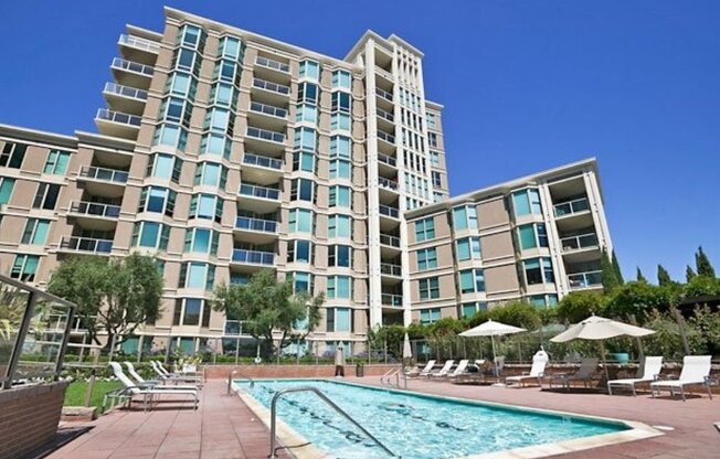 2BR/2BA Remodeled Condo in the Towers! NEW Appliances! Parking! Pool! PROGRESSIVE
