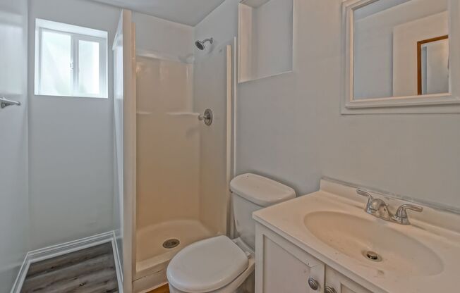 3 beds, 2 baths, $4,000