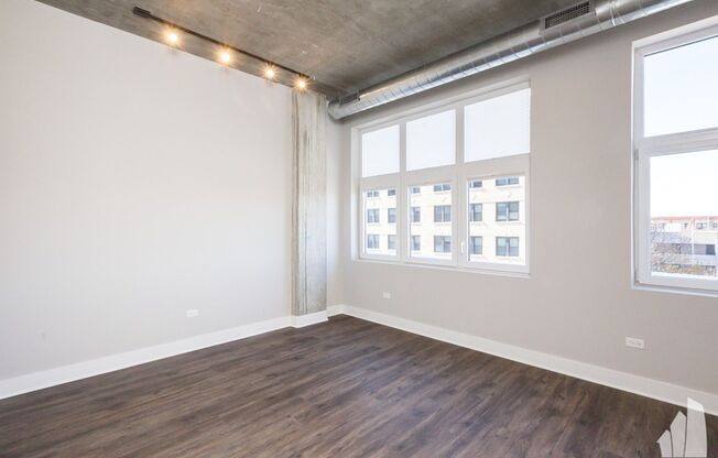 Studio, 1 bath, 470 sqft, $1,950, Unit 3833-402