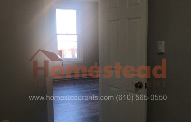 2 beds, 1 bath, $1,300