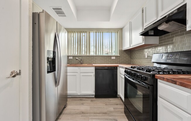 9011 SANGER DR