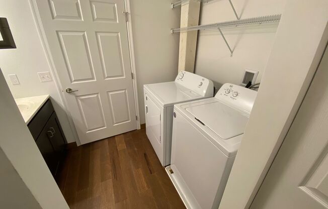 1 bed, 1 bath, 540 sqft, $1,150, Unit Unit 122B